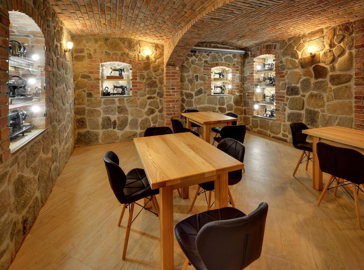 Appartement Dom Krawca - Pod Chojnikiem à Jelenia Góra Extérieur photo